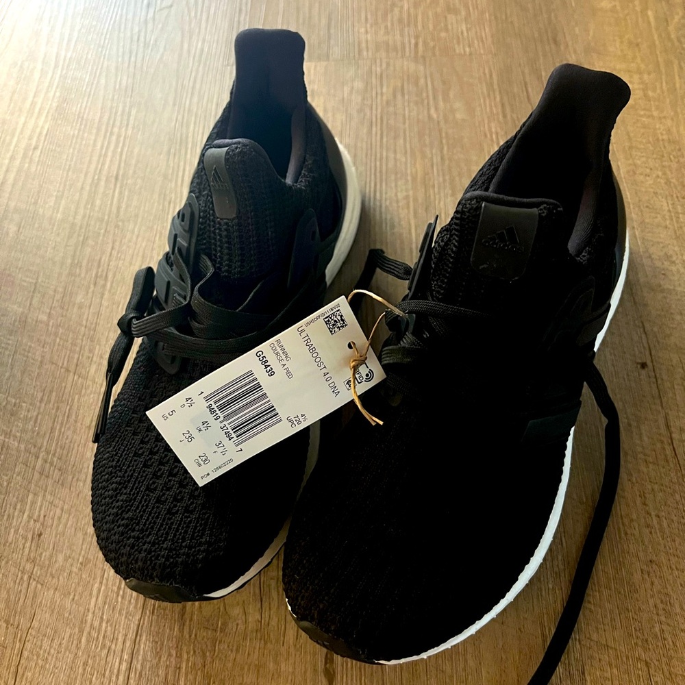 adidas Ultraboost DNA shoes (Kids)